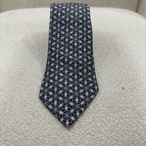 Hermes Men's Navy/white Geometric Silk Tie